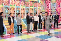 「金曜★ロンドンハーツ」で展開される「うぬぼれ注意 芸人リスペクト番付」のワンシーン。(c)テレビ朝日