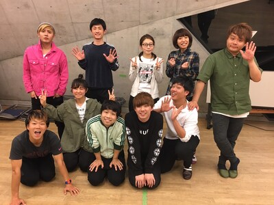 舞台「あの頃描いた夢を君はまだ覚えていますか？」の出演者たち。