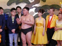 「爆笑！お座敷演芸会」のワンシーン。(c)BSフジ