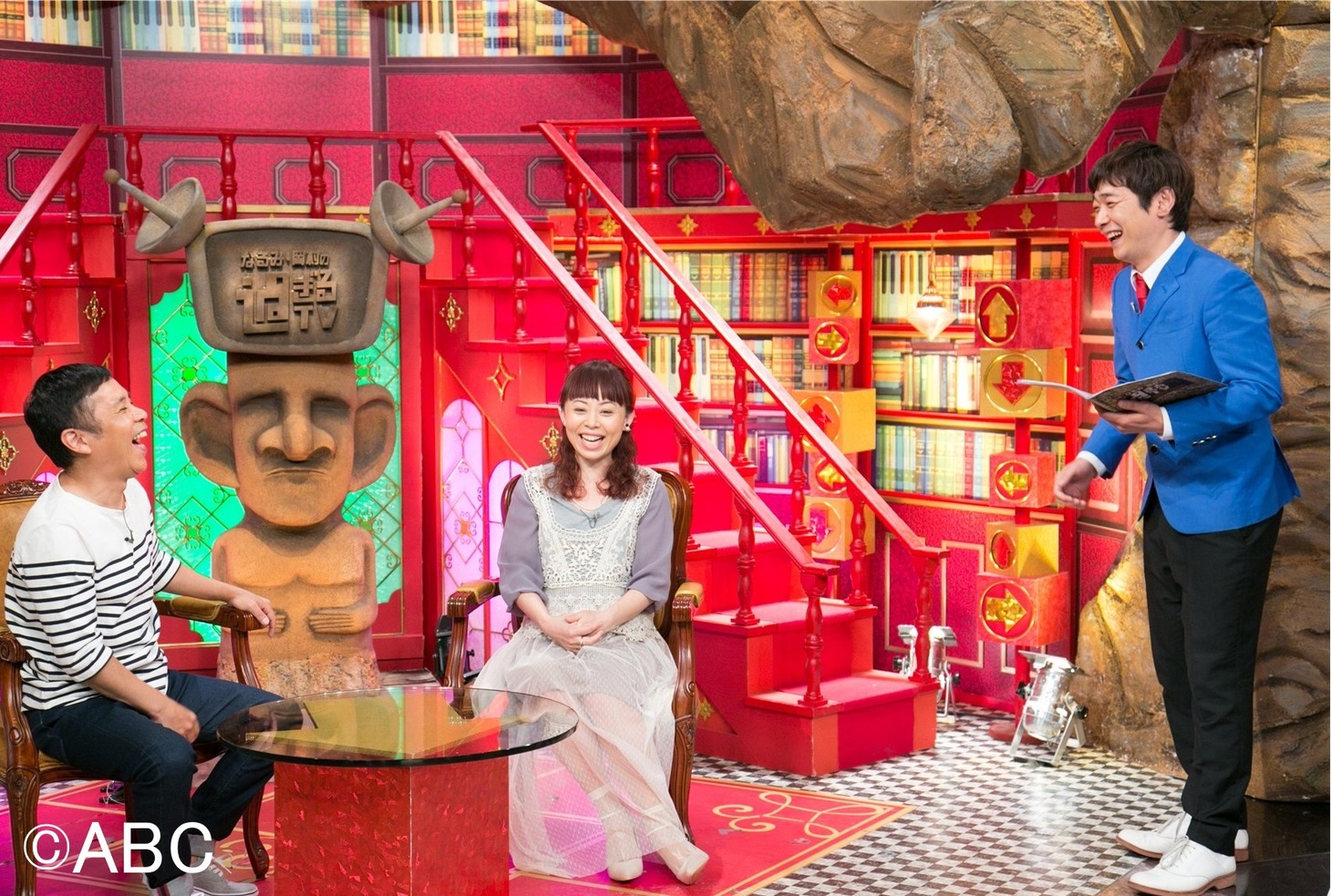 （左から）ナインティナイン岡村、なるみ、銀シャリ鰻。