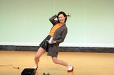 「水原希子の躍動感」を表現する本日は晴天なり。