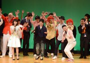 新宿明治安田生命ホールに「お疲れちゃ～ん」を贈るインスタントジョンソンゆうぞう。