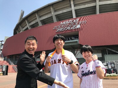 左から中島尚樹、ねづっち、ラブレターズ溜口。