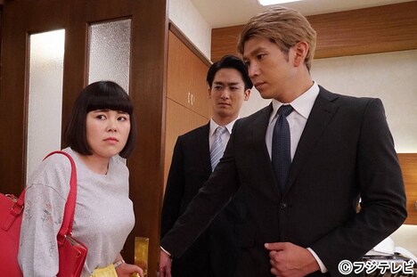 （左から）ブルゾンちえみ、ブリリアン。