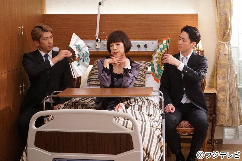 ブリリアンと楠見薫 （中央）。