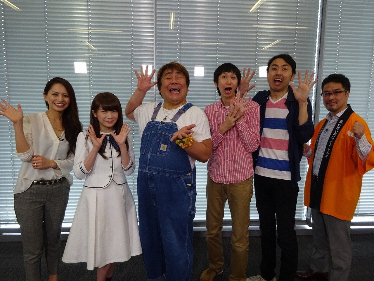 番組の出演者たち。(c)ABC