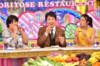 （左から）北斗晶、千原ジュニア、岡田結実。(c)HBC