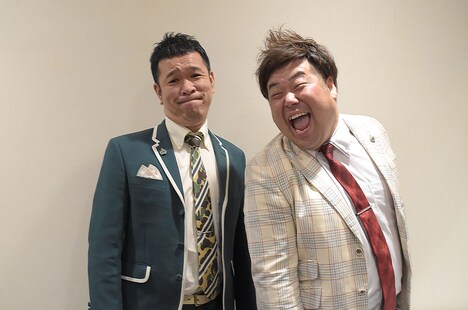 プラス・マイナス。14画の「プラスマイナス」は売れるわけないと言われ、改名した。