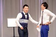 川西の赤くなった背中を見て「俺悪くないからね！」と焦る水田（左）