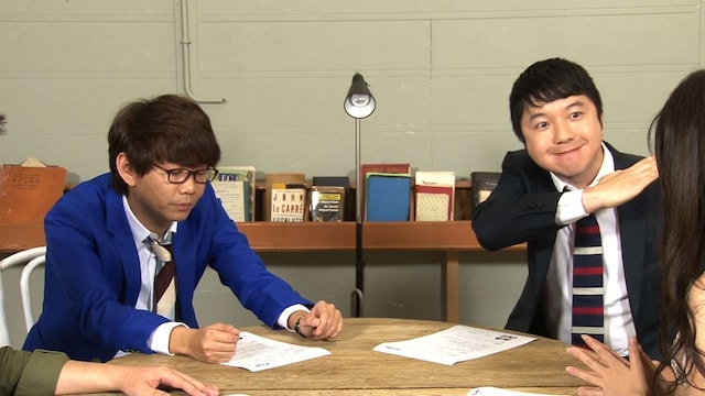 冷やし漫才に挑戦する三四郎。(c)テレビ東京