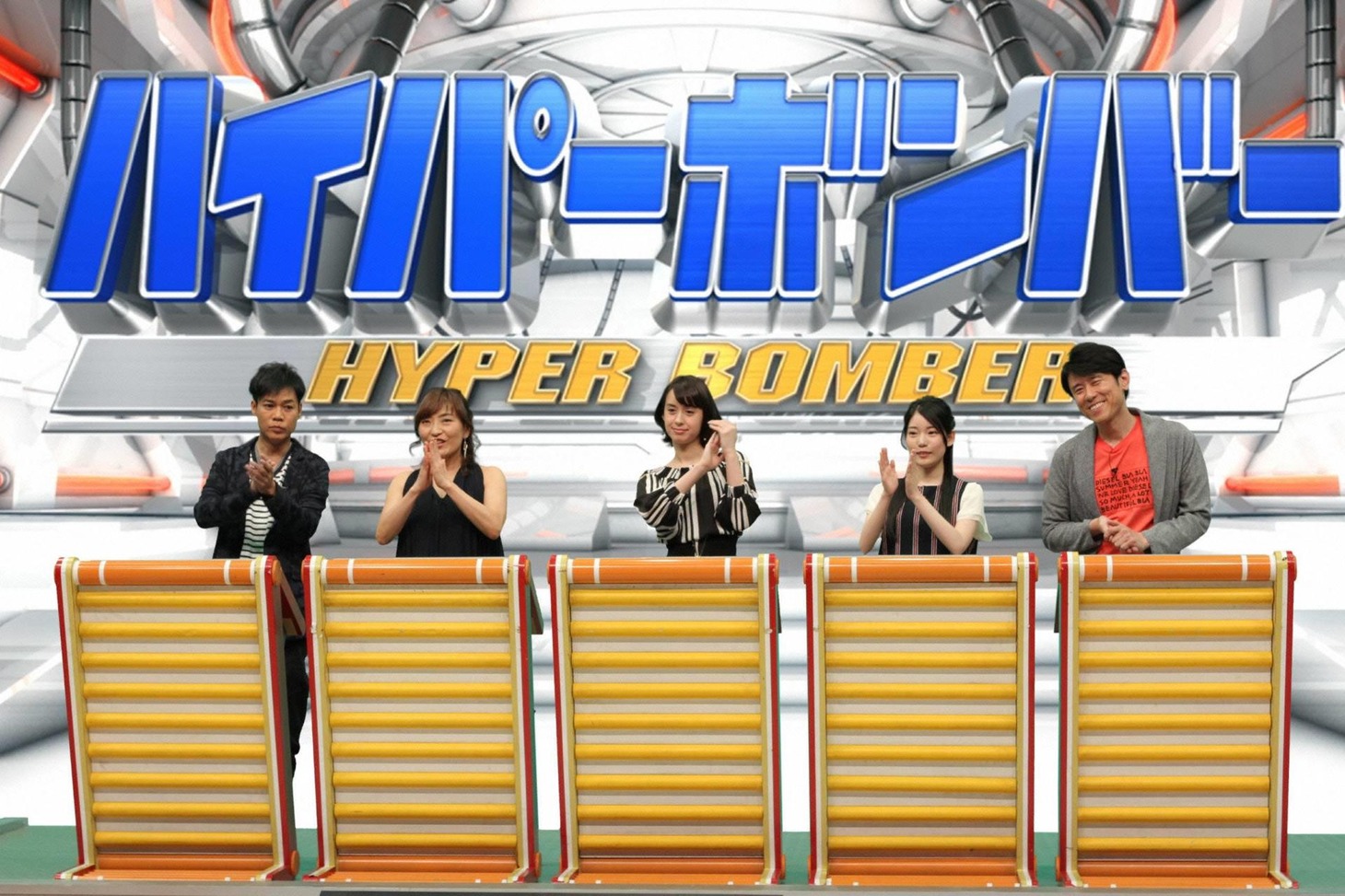 「ネプリーグ」に登場する「名門大女子チーム」。(c)フジテレビ