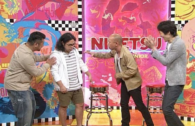 左からケンドーコバヤシ、ロッチ中岡、バイきんぐ小峠、千原ジュニア。(c)読売テレビ