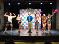 「YATSUI FESTIVAL! 2017」開催発表会見の様子。