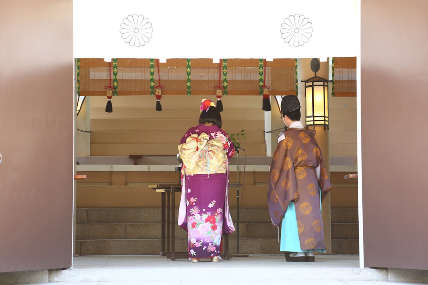 「吉本新喜劇座長酒井藍就任奉告祭」の様子。
