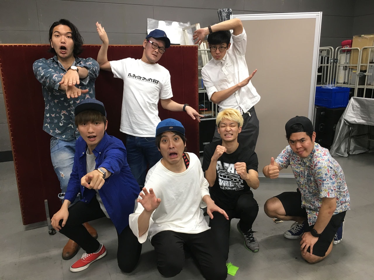 前列左からラニーノーズ洲崎、爆ノ介、ラニーノーズ山田、馬と魚。後列左から見取り図・盛山、アインシュタイン稲田、トット桑原。(c)MBS