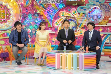 （左から）博多大吉、泉里香、雨上がり決死隊。(c)テレビ朝日