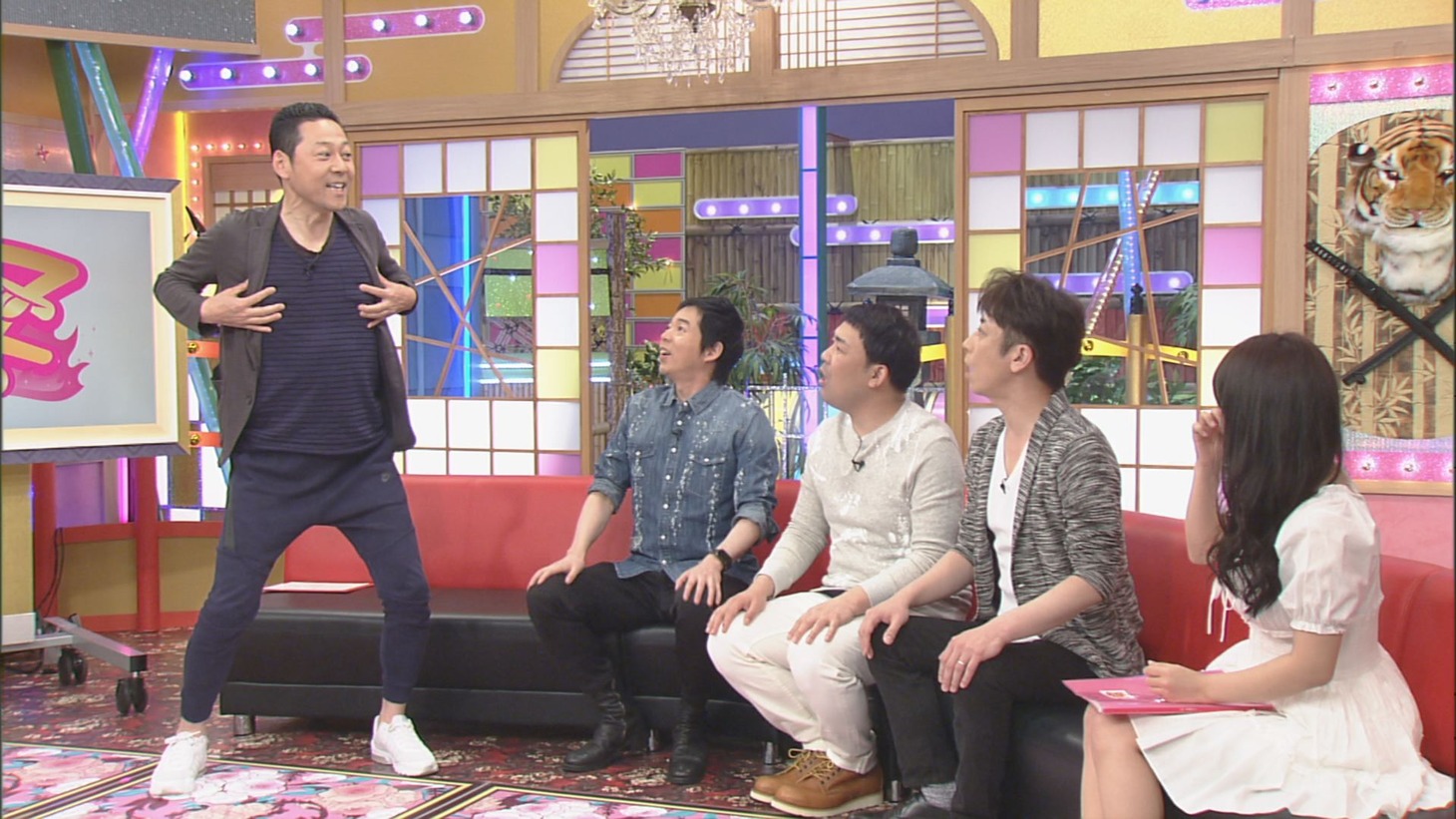 （左から）東野幸治、今田耕司、フットボールアワー、天木じゅん。(c)CBC