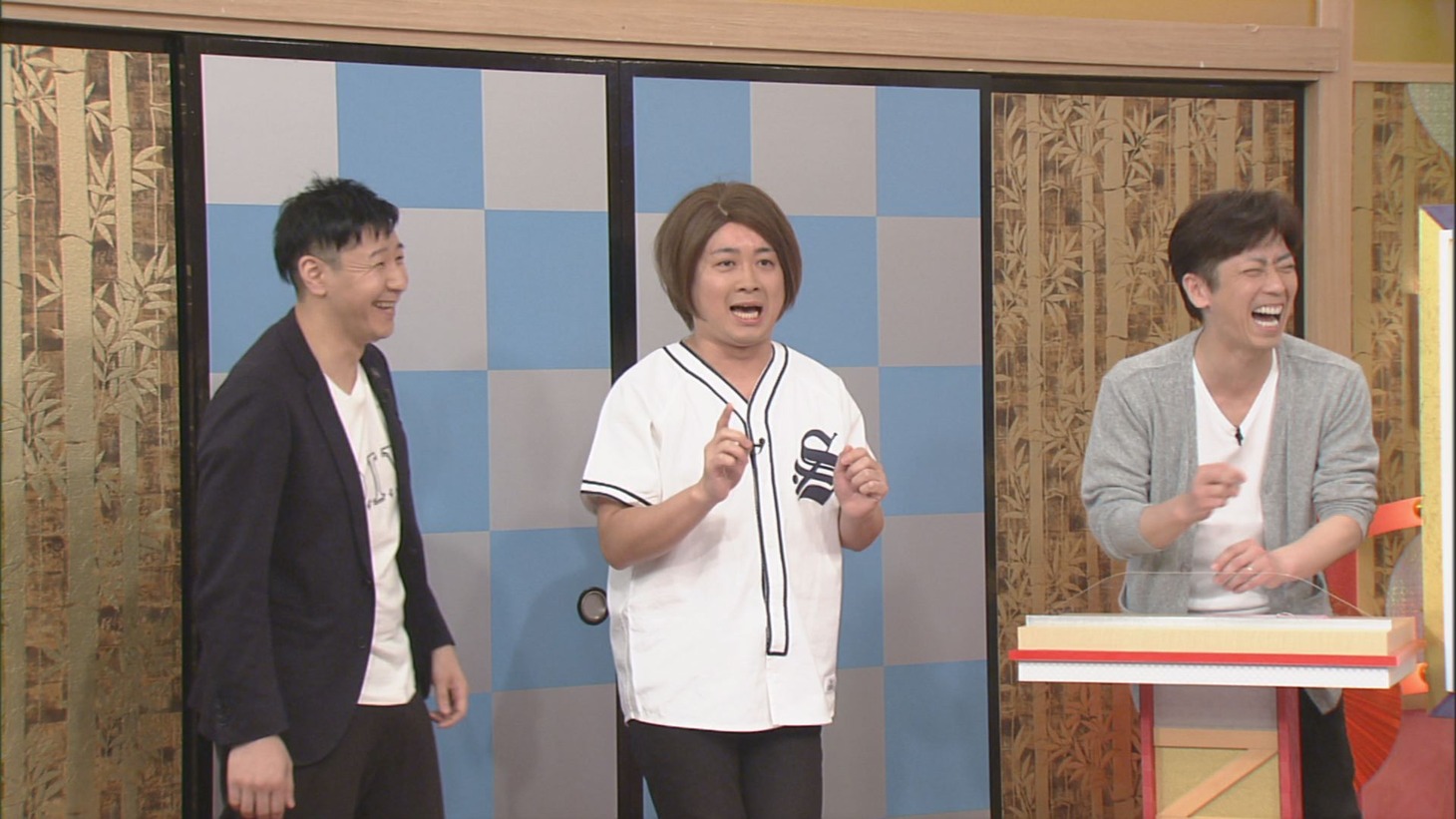 （左から）チョコレートプラネット、フットボールアワー後藤。(c)CBC