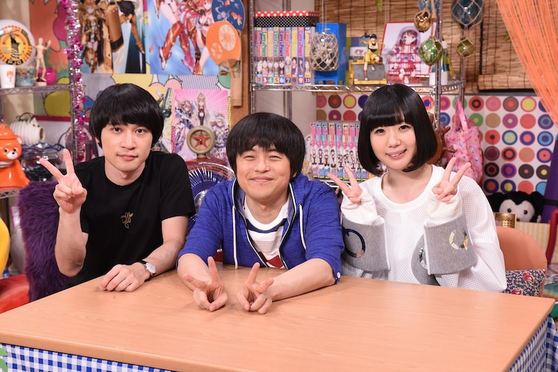 左から小出祐介（Base Ball Bear）、バカリズム、夢眠ねむ（でんぱ組.inc）。(c)日本テレビ
