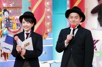 「これからチャップリン」を進行する相内優香アナウンサーとスピードワゴン井戸田。