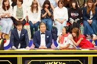 （手前左から）羽鳥慎一、ハライチ澤部、いとうあさこ、鈴木奈々。(c)中京テレビ