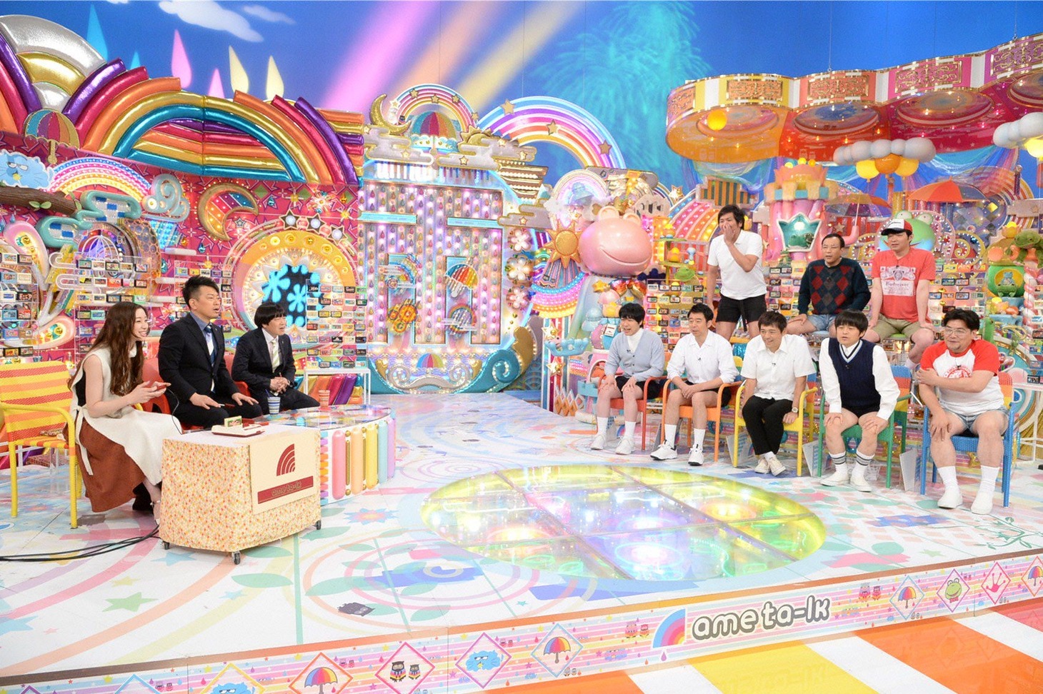 「思い出のファミコン芸人」のワンシーン。(c)テレビ朝日