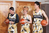 （左から）麒麟・田村、大西ライオン、山田カントリー浅井。(c)ABC