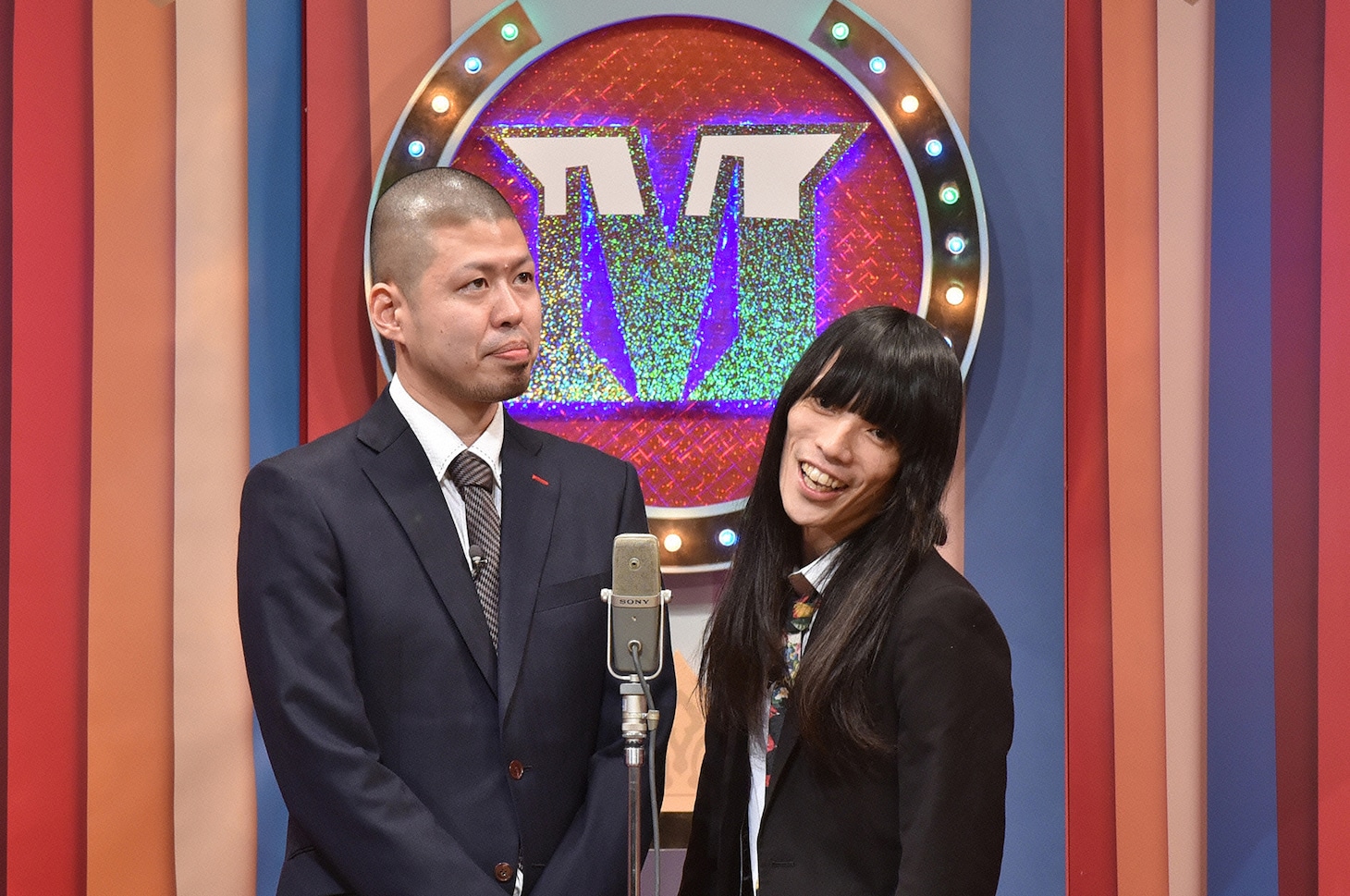 金属バット (c)読売テレビ