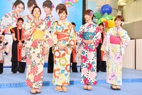 「みんなの夢大陸PR隊」を名乗るフジテレビの女性アナウンサーたち。