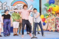 フースーヤ（中央）