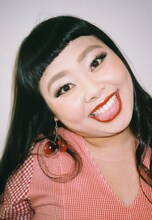 「NAOMI」より、渡辺直美。