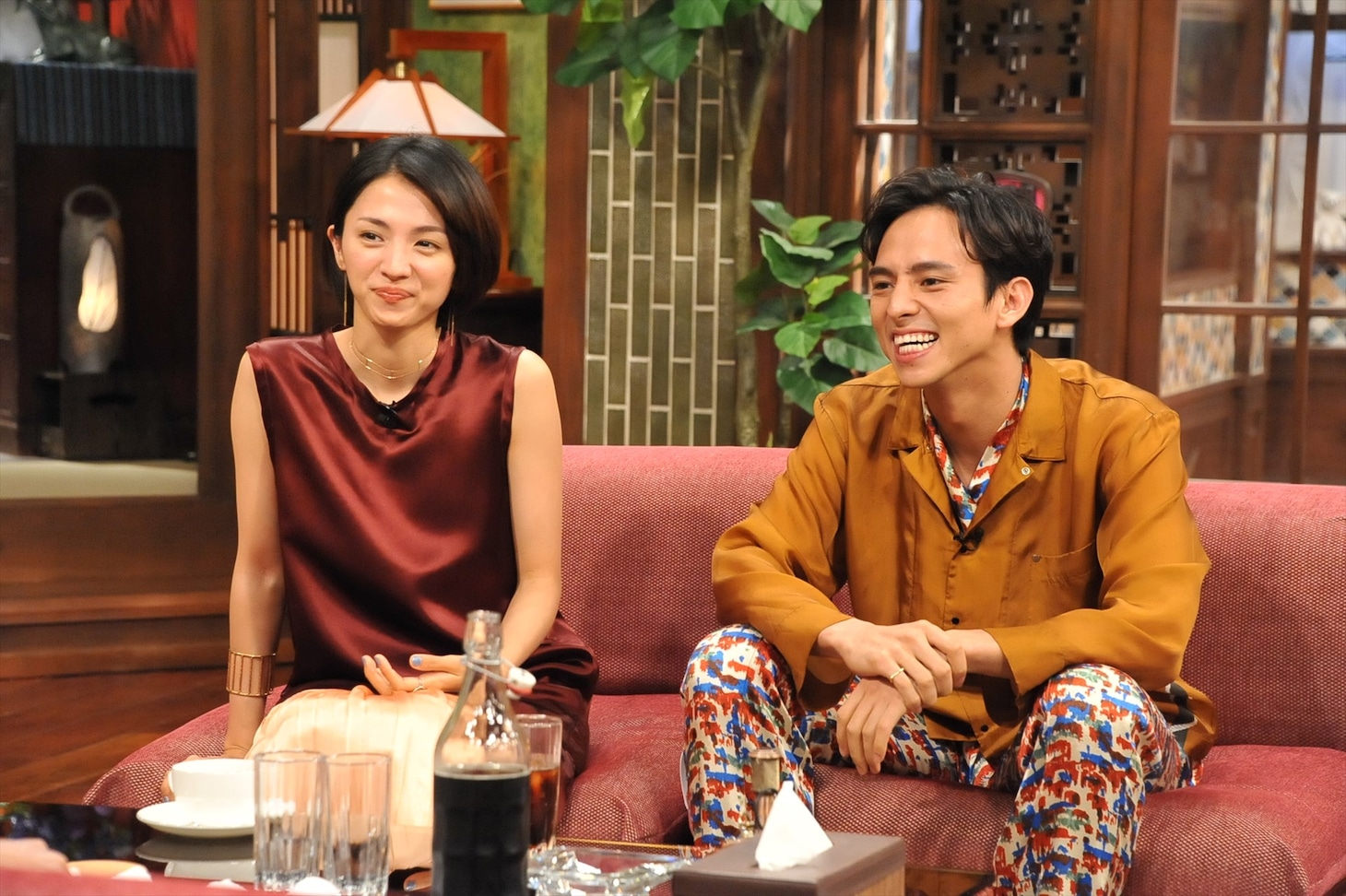 （左から）満島ひかりと満島真之介。(c)関西テレビ