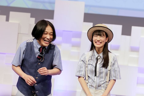 永野(左)と高城れに(右)。