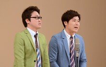 GIIコーナーでネタを披露するぐりんぴーす。