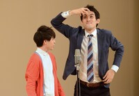 GIコーナーでネタを披露するさすらいラビー。