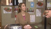 ロケに登場する滝沢カレン。(c)CBC
