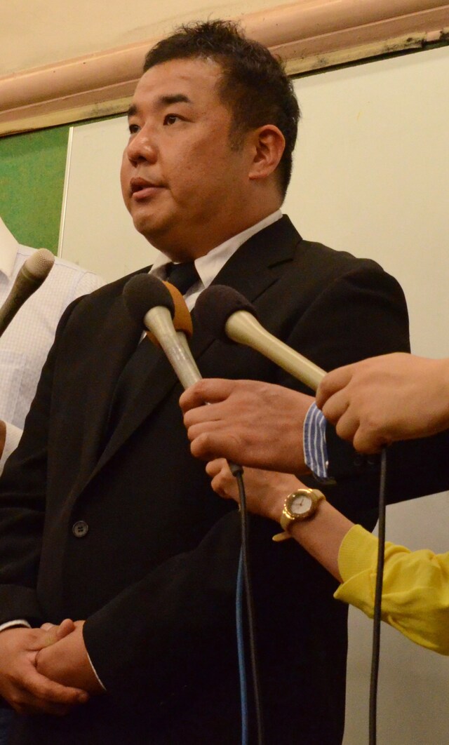 インパルス堤下。写真は6月の会見時のもの。