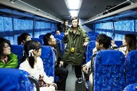 「帰ってきたバスジャック」より。