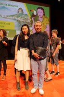 「夜明け告げるルーのうた」の監督・湯浅政明（右）。