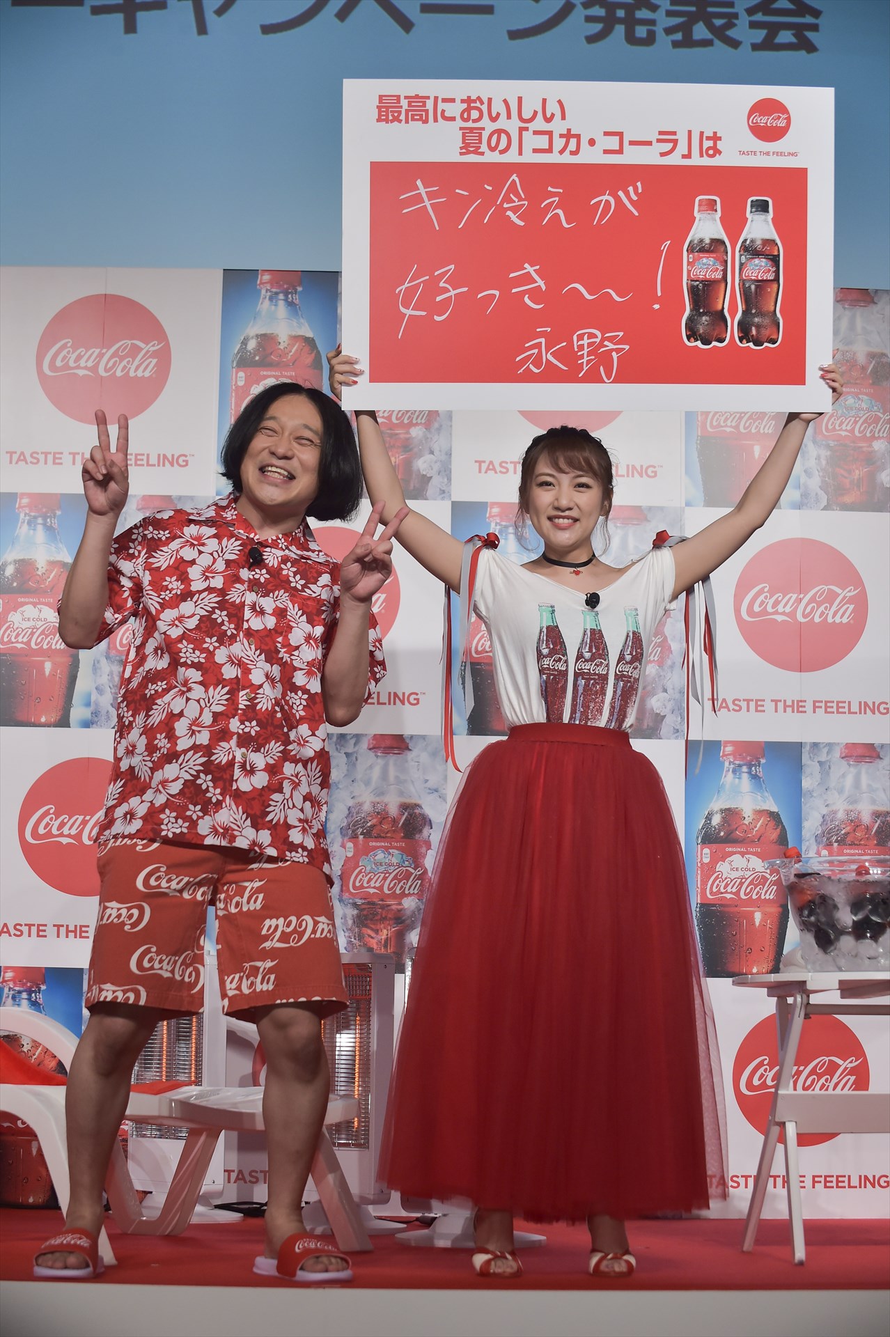 （左から）永野、高橋みなみ。