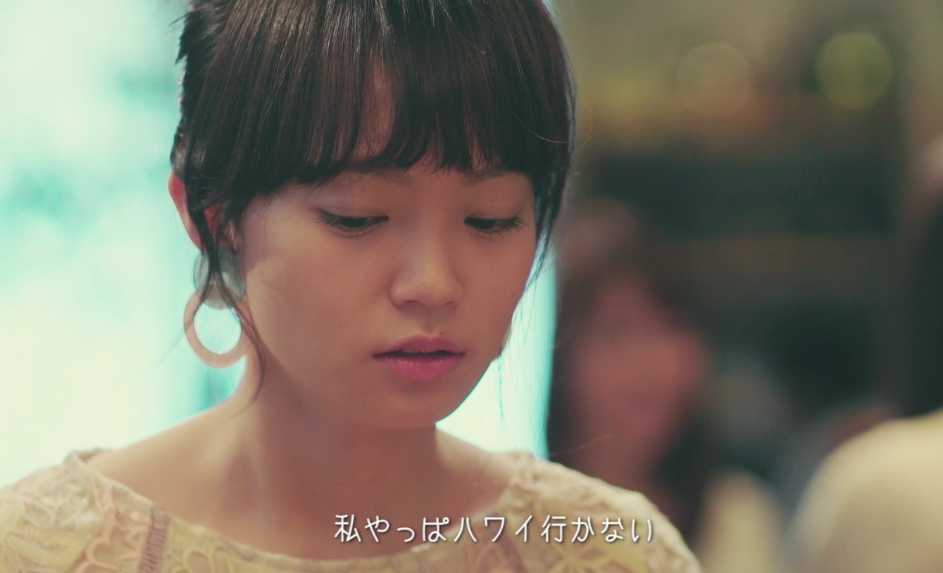 Web動画「新感覚リズミカルムービー【off!】」に出演する佐藤玲。