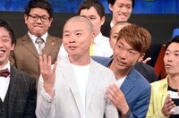 現在のルールならあと11回「M-1」に出場できると語るアキナ。