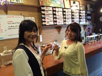 左から伊藤かずえ、久野知美。