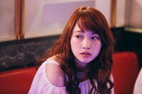 「違法風俗店の男」より。