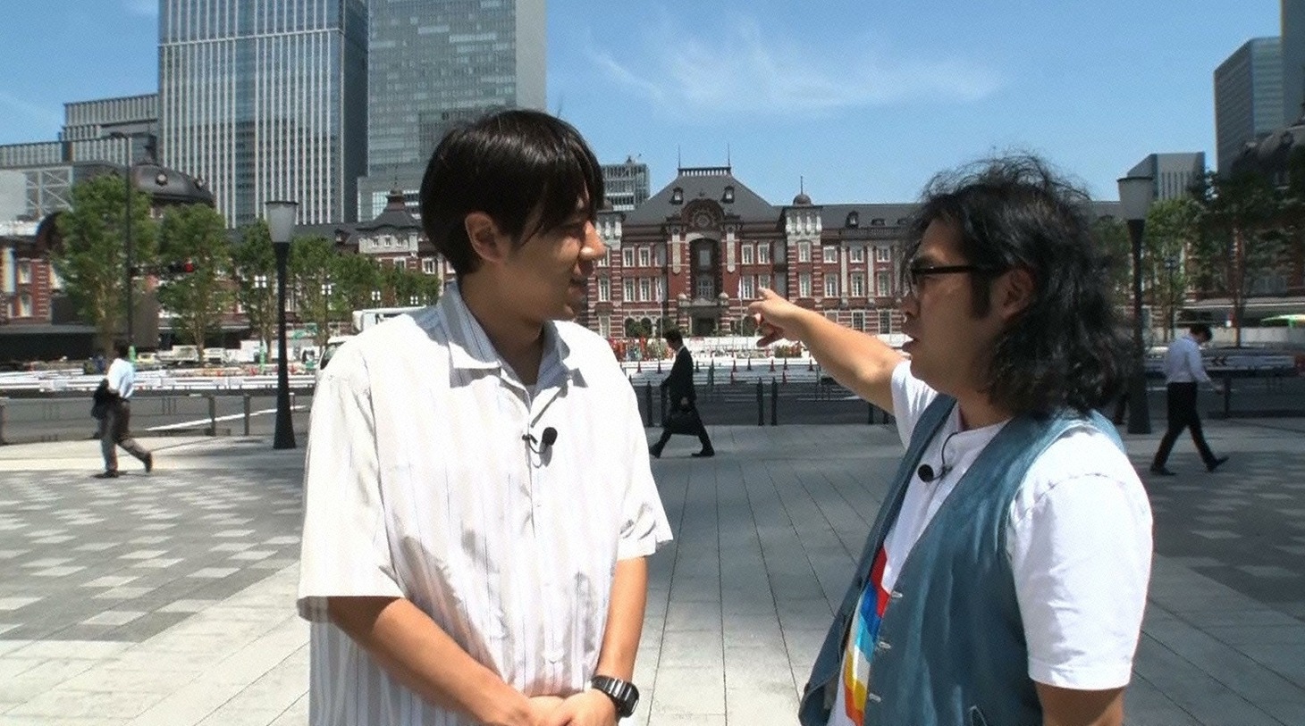 ロッチ (c)TVh