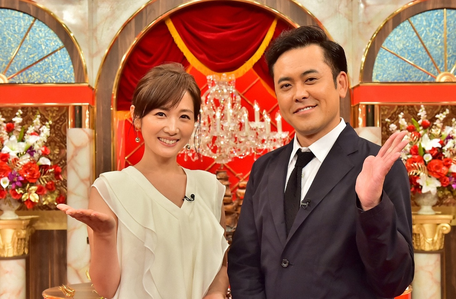 「友達だから初公開！芸能界（秘）人脈大図鑑」MCのくりぃむしちゅー有田（右）と、高島彩。(c)TBS
