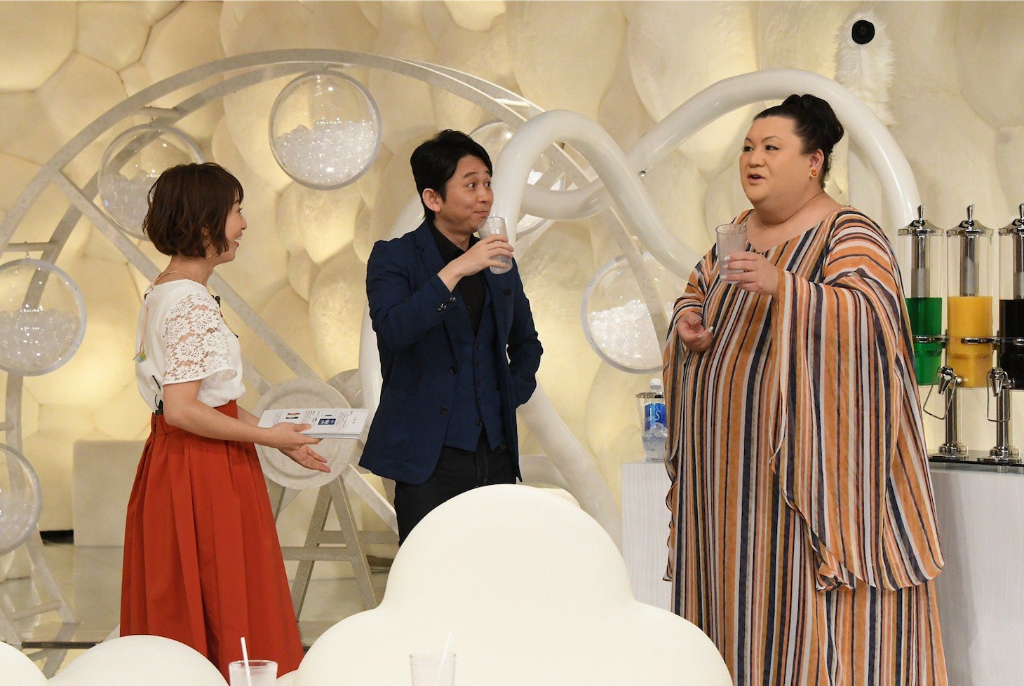 「マツコ＆有吉 かりそめ天国」のワンシーン。(c)テレビ朝日