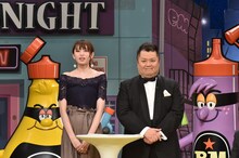 左から宮田聡子、ブラックマヨネーズ小杉。(c)読売テレビ