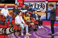 スタジオトークの様子。(c)MBS