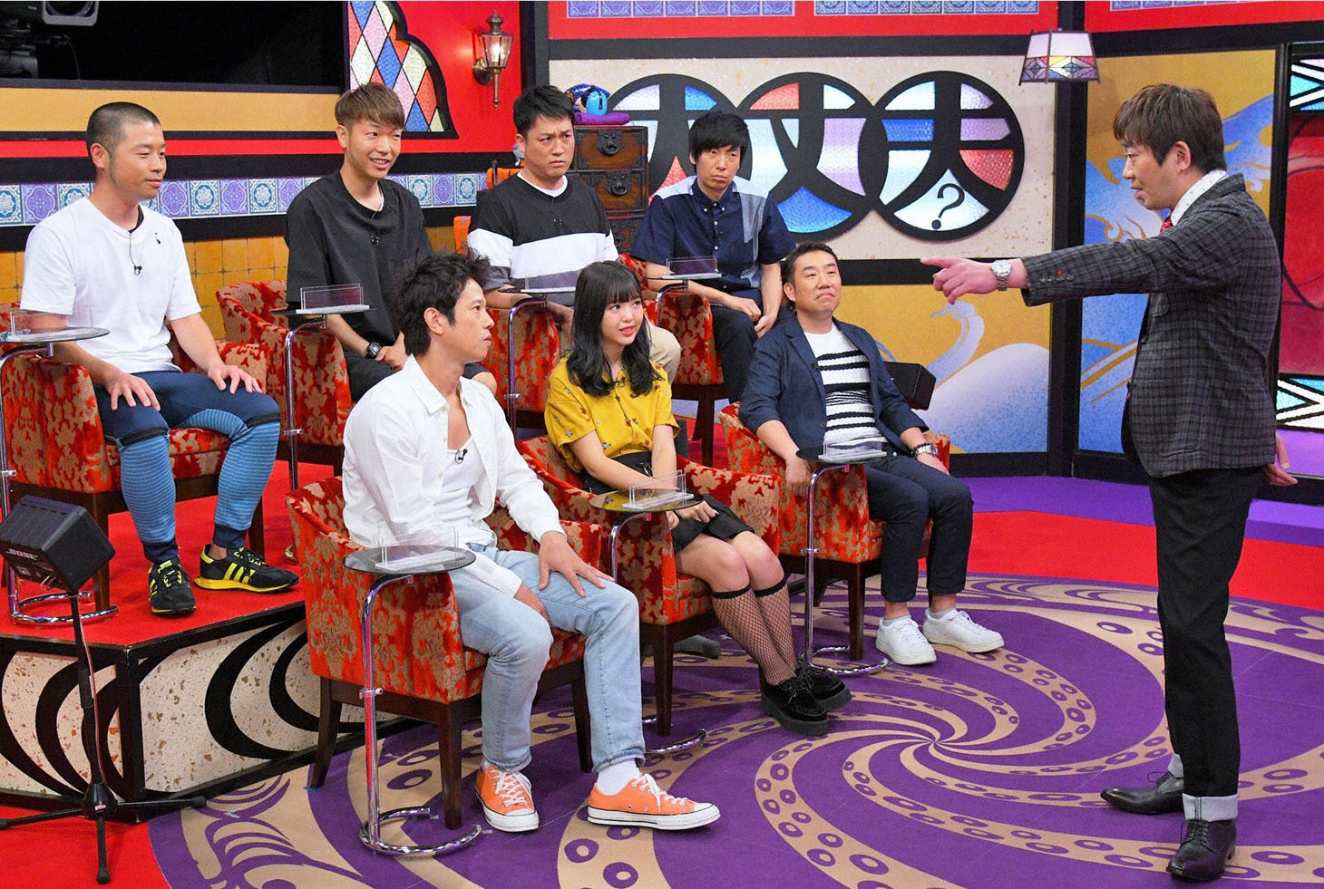 スタジオトークの様子。(c)MBS